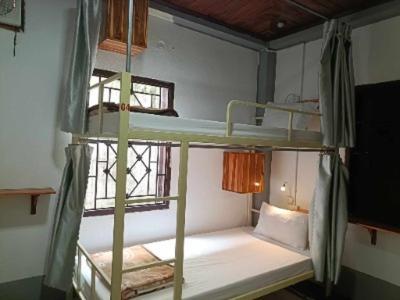 City Backpackers & Travel Luang Prabang Bagian luar foto